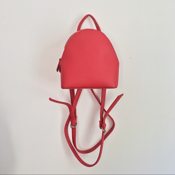 mini backpack bershka